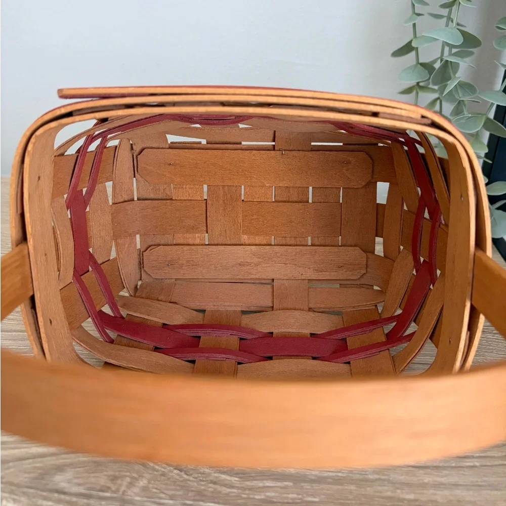 Vintage Longaberger Christmas Collection 1987 Edition Mistletoe Basket Red